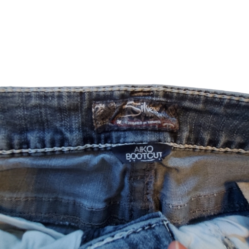 Silver Jeans Women's Aiko Bootcut Jeans Size 27 x 31, Medium Blue Wash - Picture 5 of 8